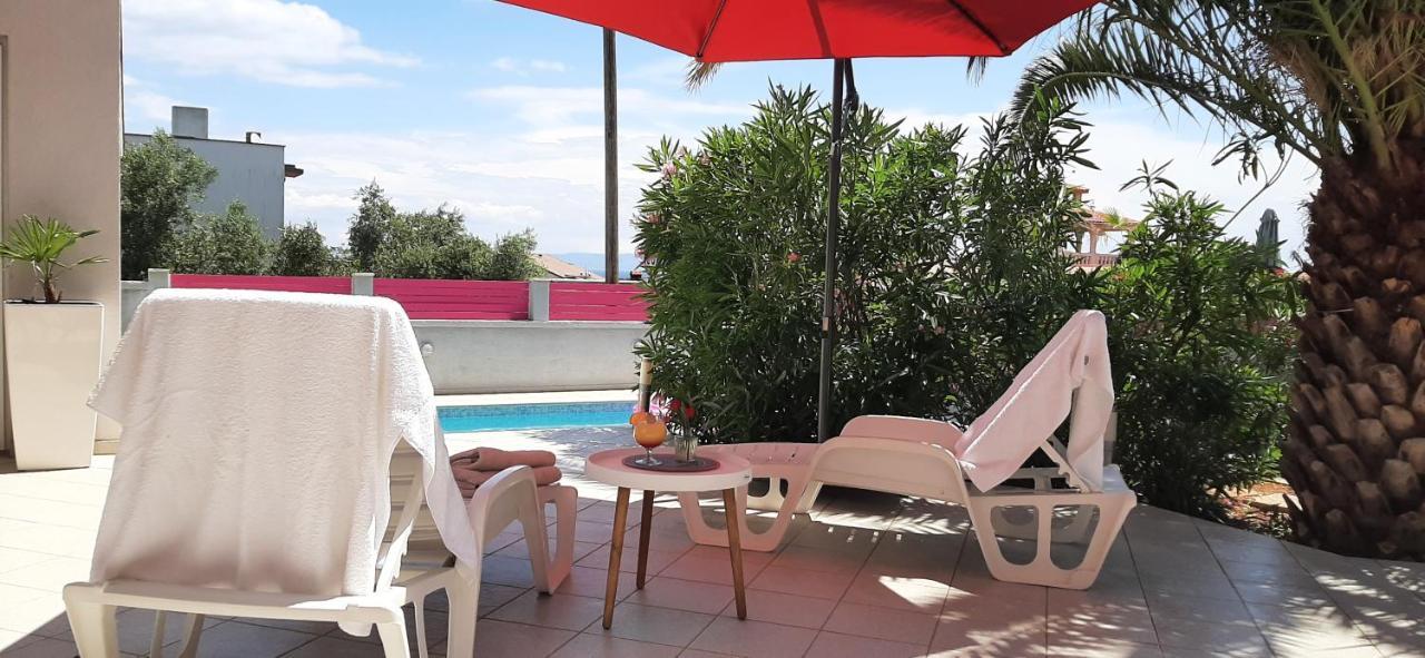 Apartment Adria Dream: Seaside With Pool In Istrian *